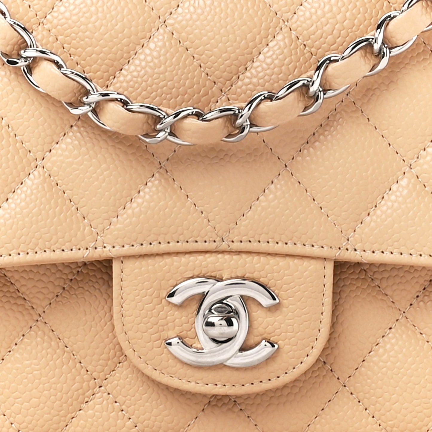Caviar Quilted Medium Double Flap Beige Clair
