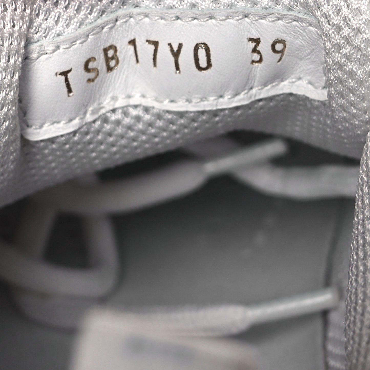 Calfskin Suede Mens Gumboy Sneakers 39 White