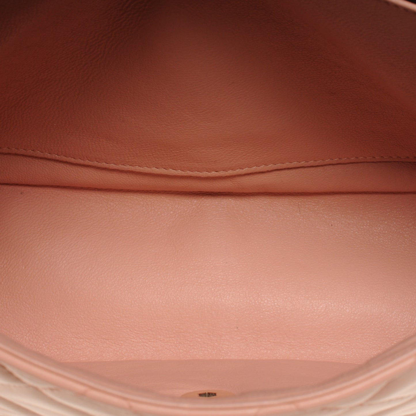 Lambskin Jumbo Single Flap Pink