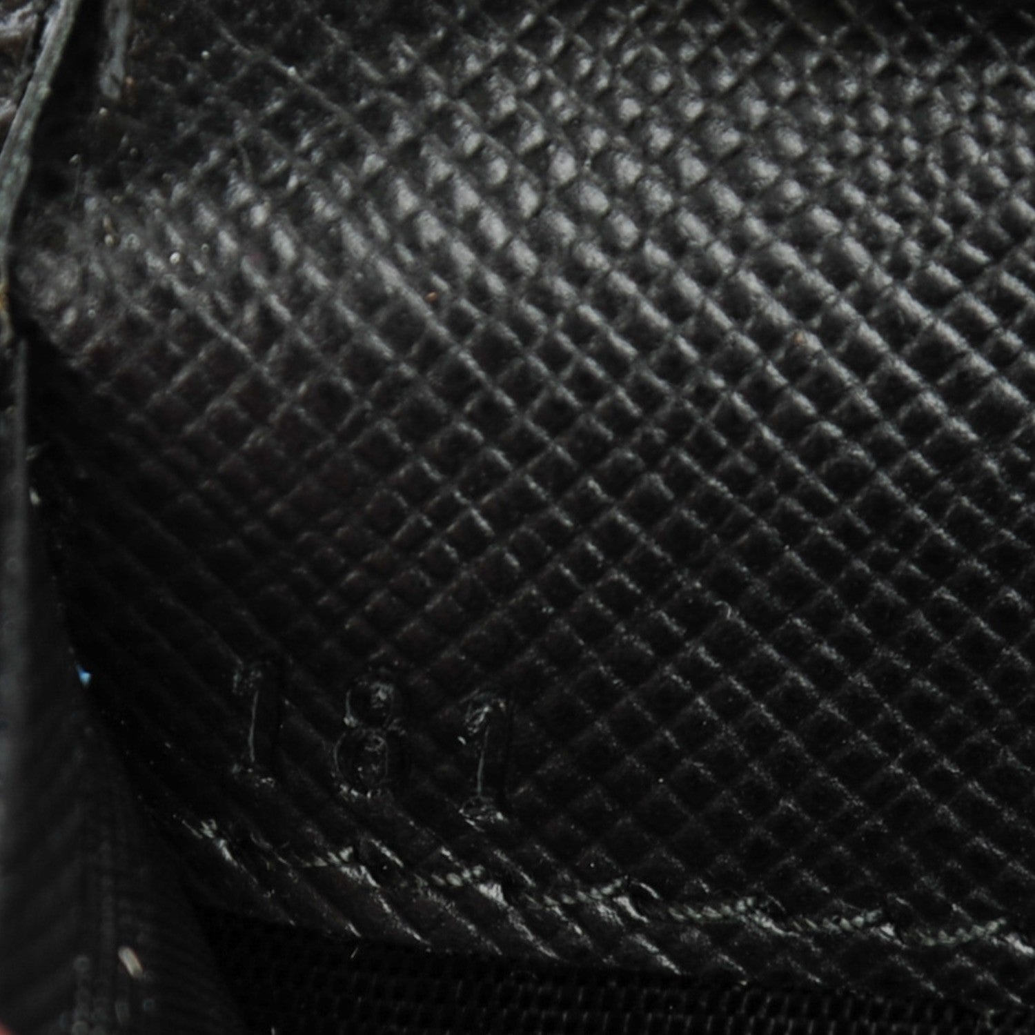 Prada Saffiano Metal Oro Chain Wallet Nero Black 7 of 8