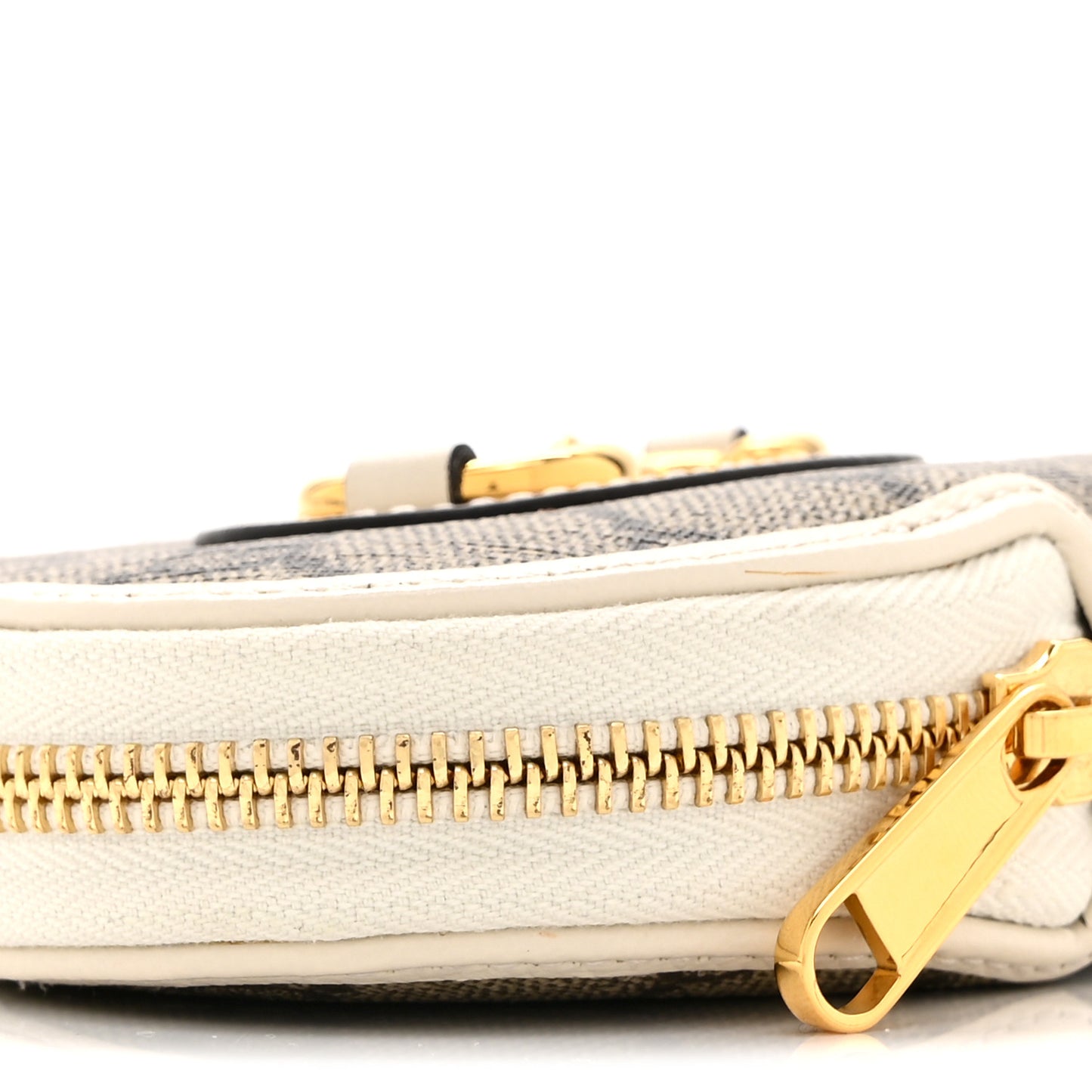 GG Supreme Monogram Azalea Calfskin Horsebit 1955 Coin Case Beige Mystic White