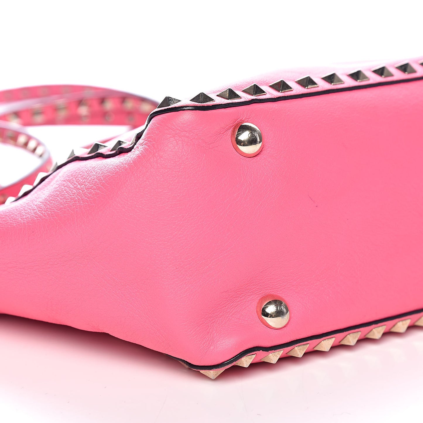 Vitello Small Rockstud Tote Fuxia Fluo