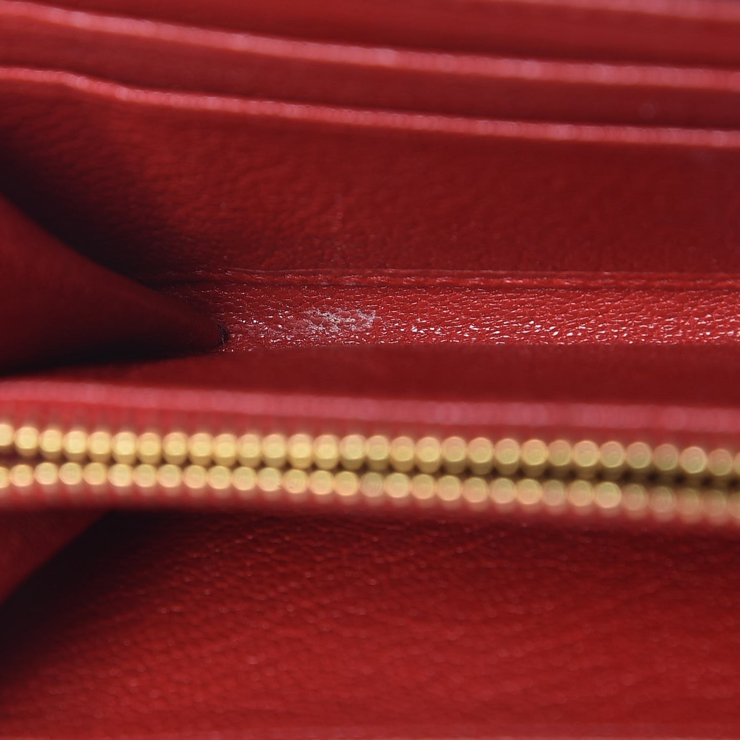 Grained Calfskin Zip Around Wallet Rosso