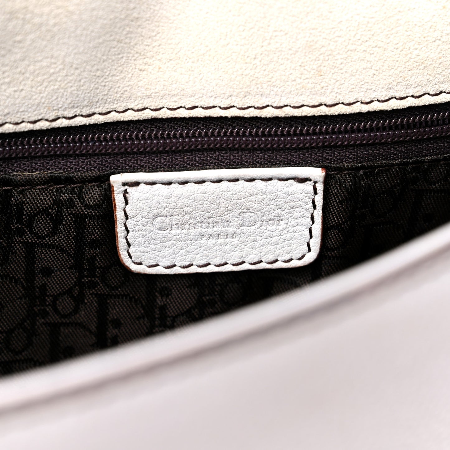 Calfskin Baudrier Saddle Bag White