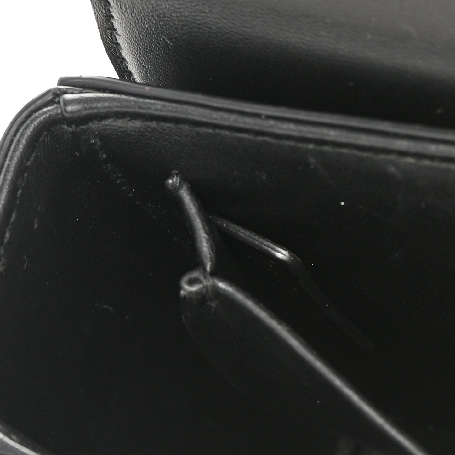 Box Calfskin 30 Montaigne Box Bag Black