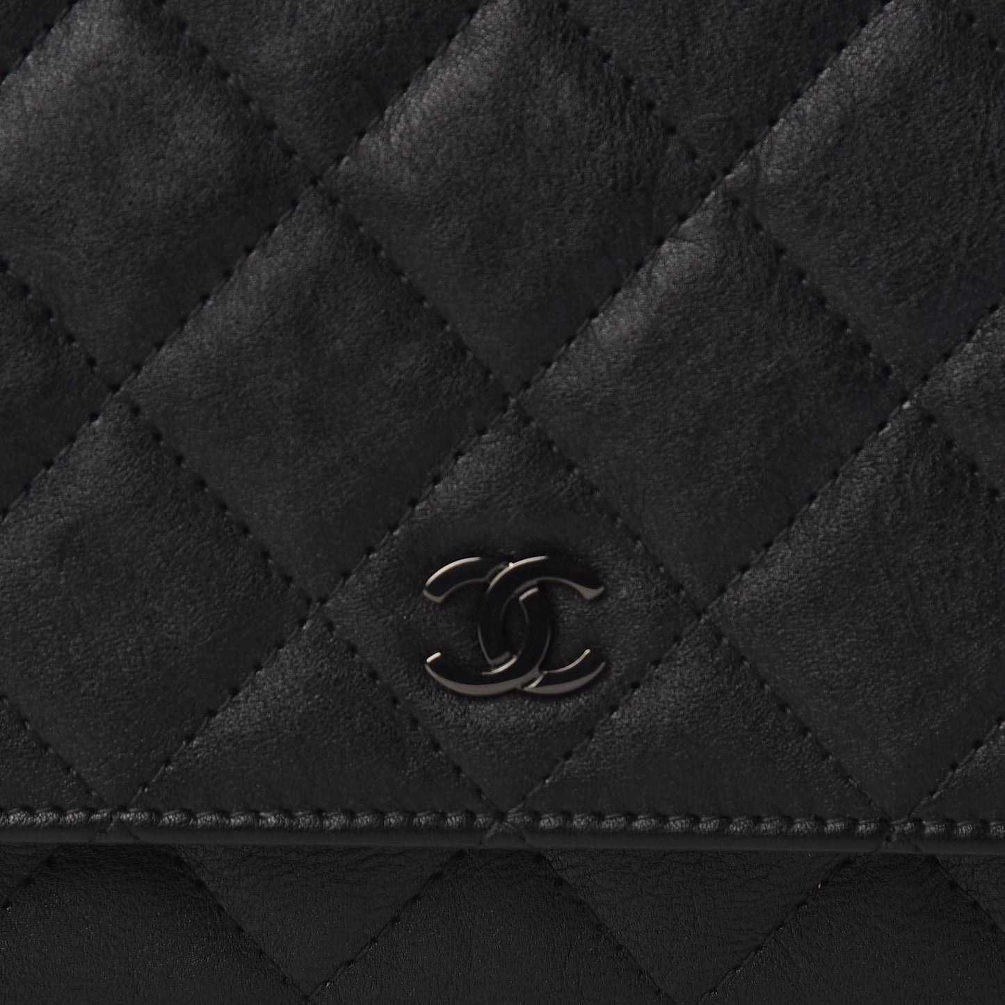 Crumpled Calfskin Quilted Wallet On Chain WOC So Black