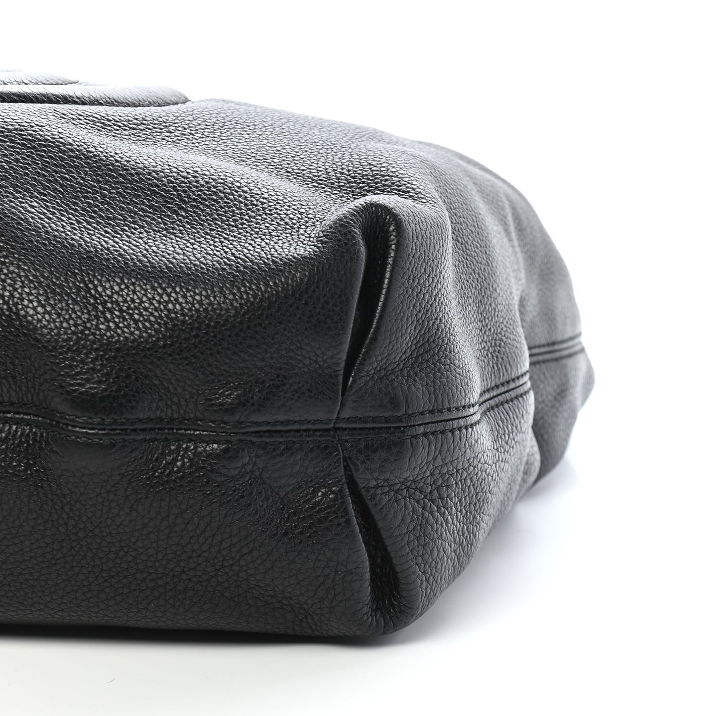 Pebbled Calfskin Soho Hobo Black