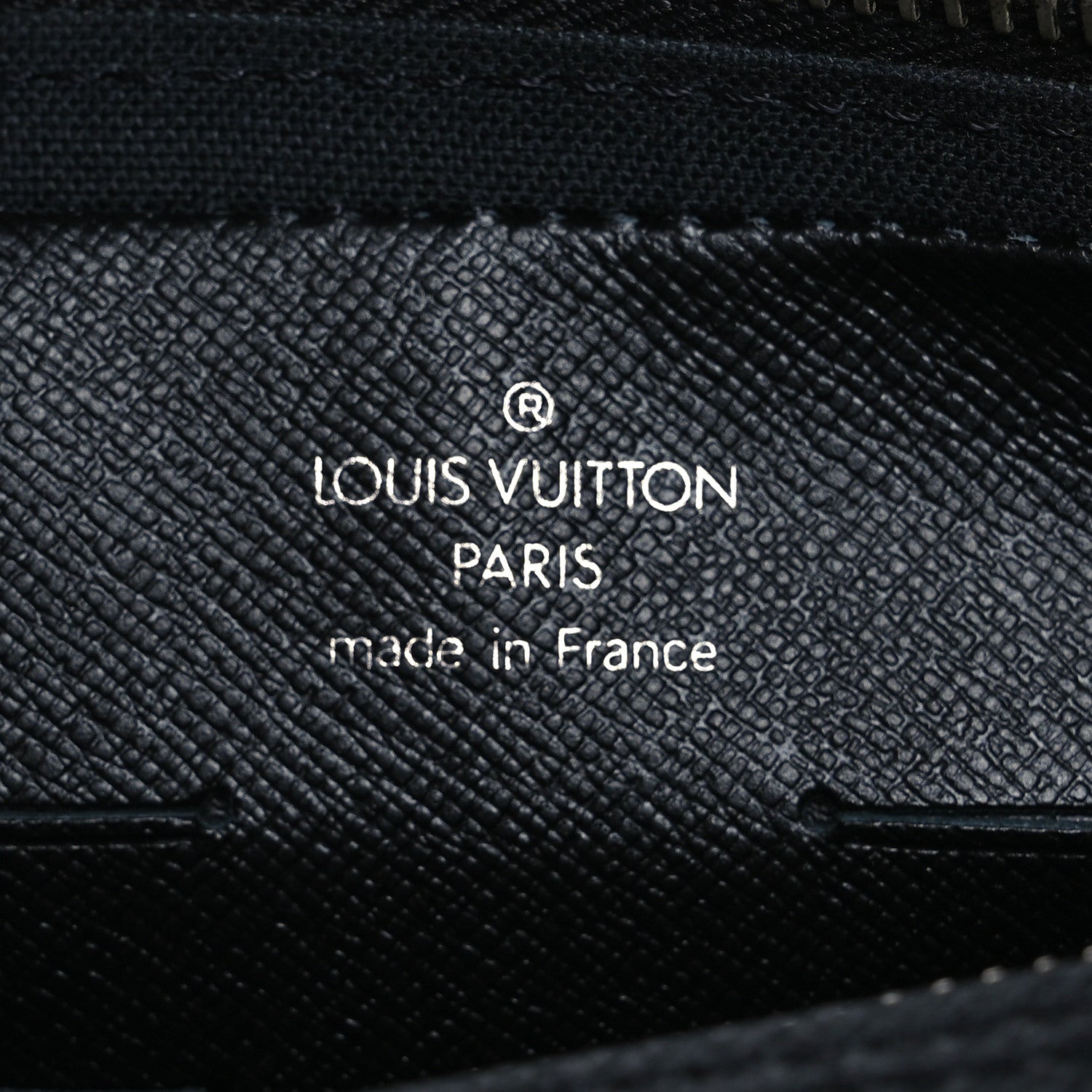 Louis Vuitton Taiga Pavel Ardoise 9 of 11