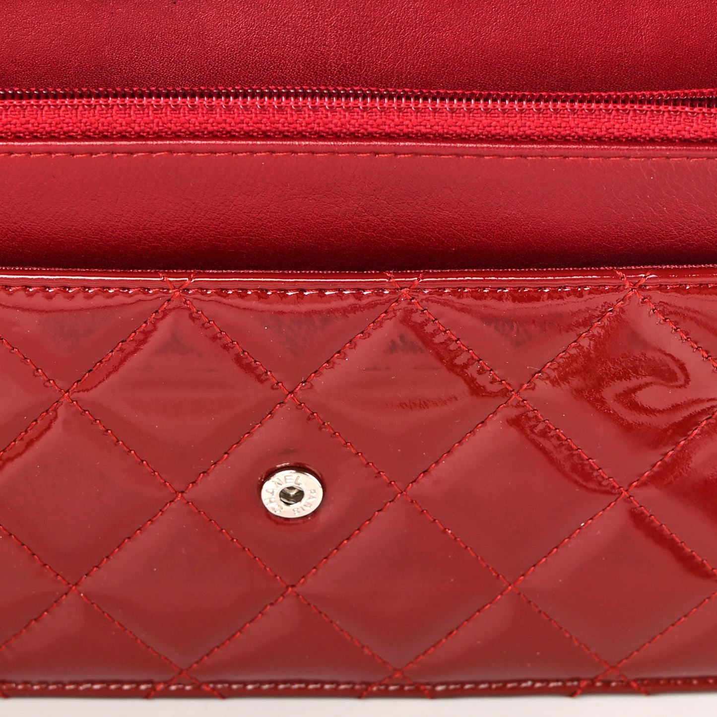 Patent Quilted Wallet On Chain WOC Red