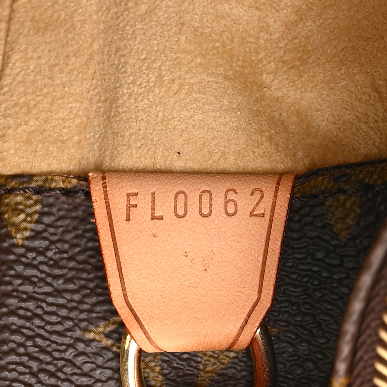 Louis Vuitton Monogram Luco 7 of 10