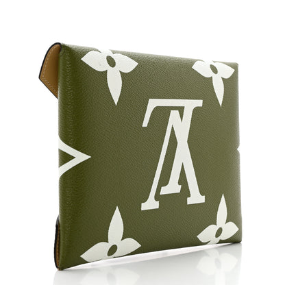 Louis Vuitton Monogram Giant Kirigami Pochette Set 4 of 11