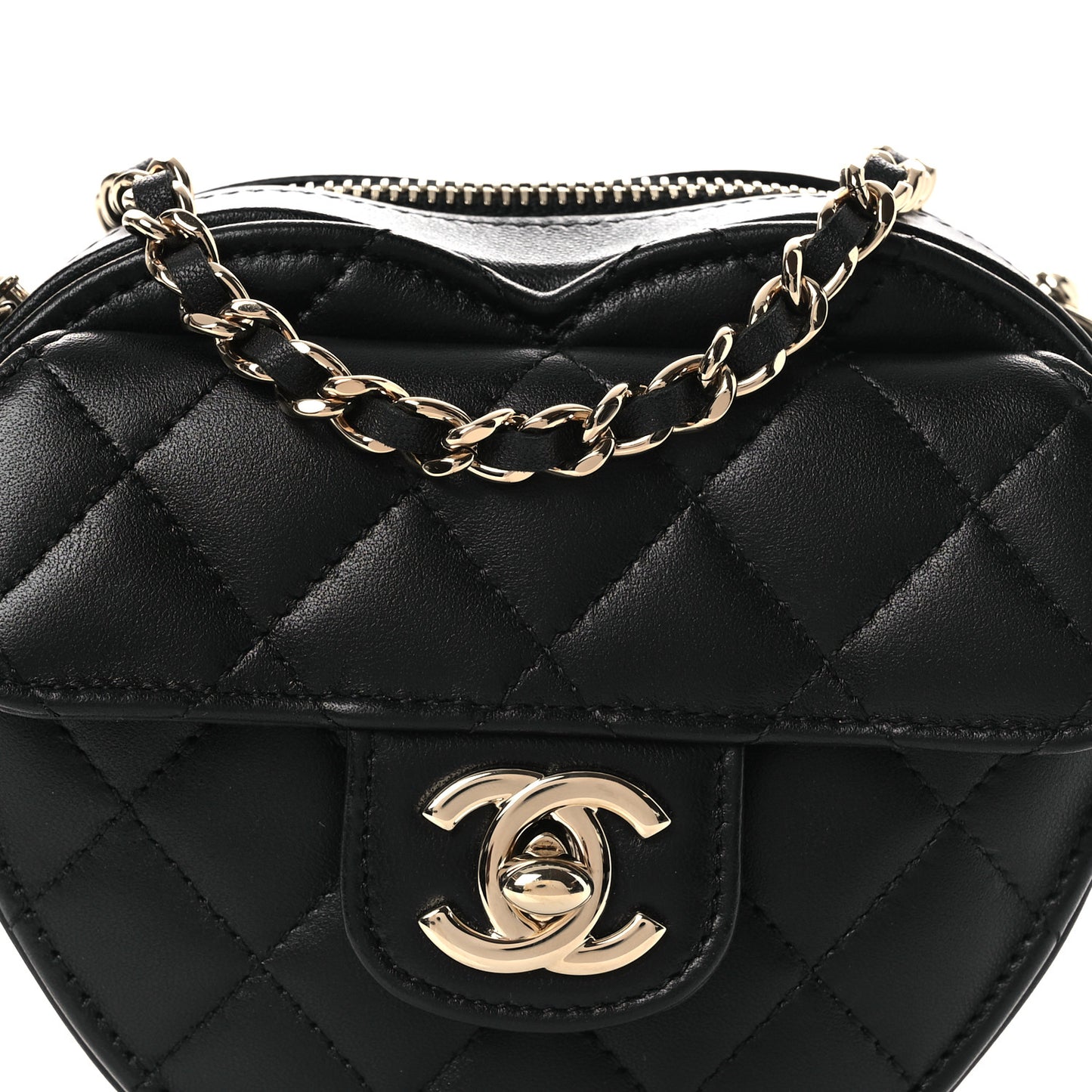 Lambskin Quilted CC In Love Heart Clutch With Chain Black