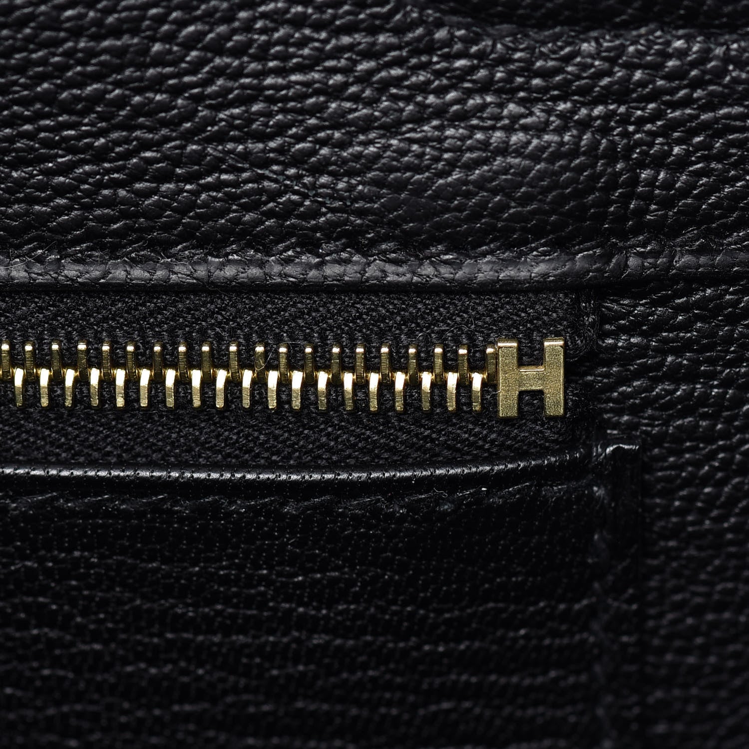 Hermes Taurillon Novillo Shiny Niloticus Crocodile Birkin Touch 30 Black 20 of 32