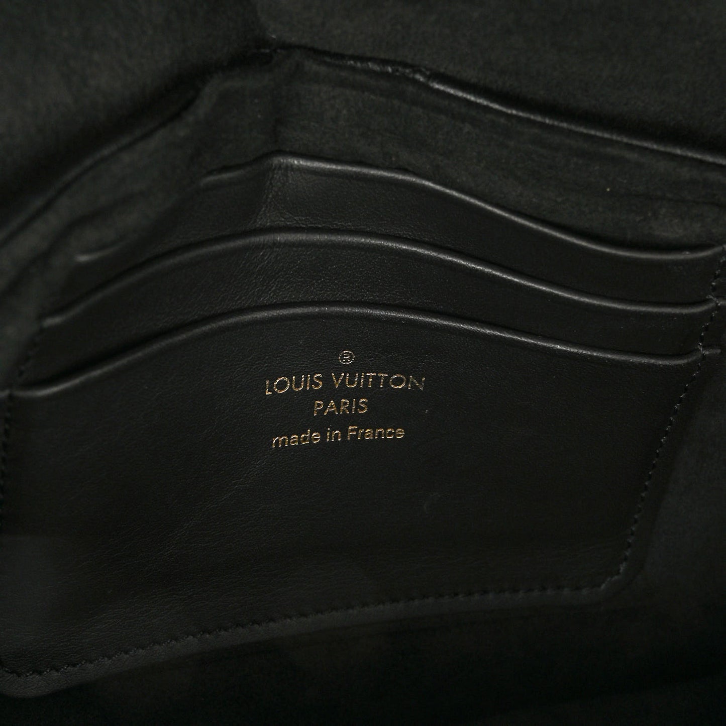 Calfskin New Wave Chain Pochette Black