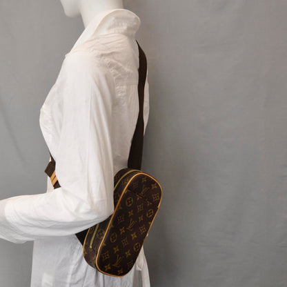 Louis Vuitton Monogram Pochette Gange 2 of 7