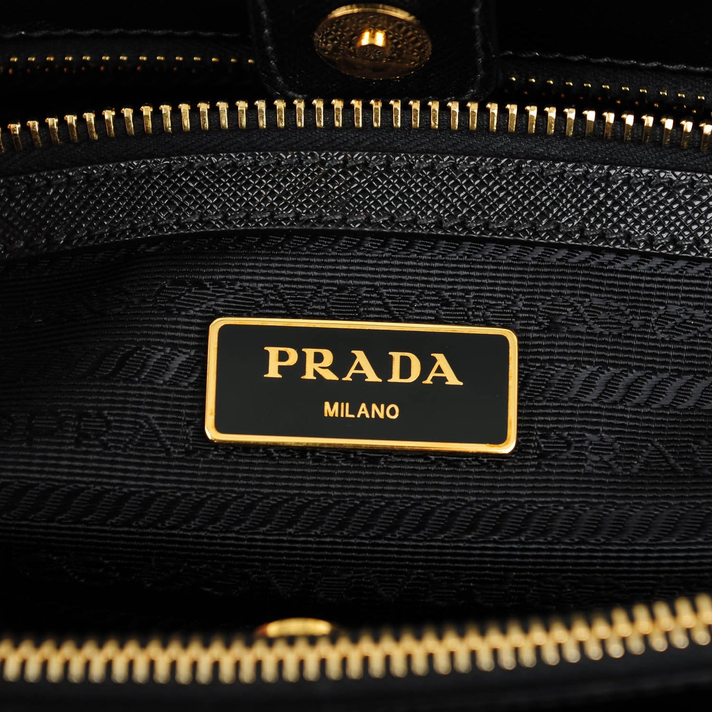 Saffiano Lux Medium Tote Nero Black