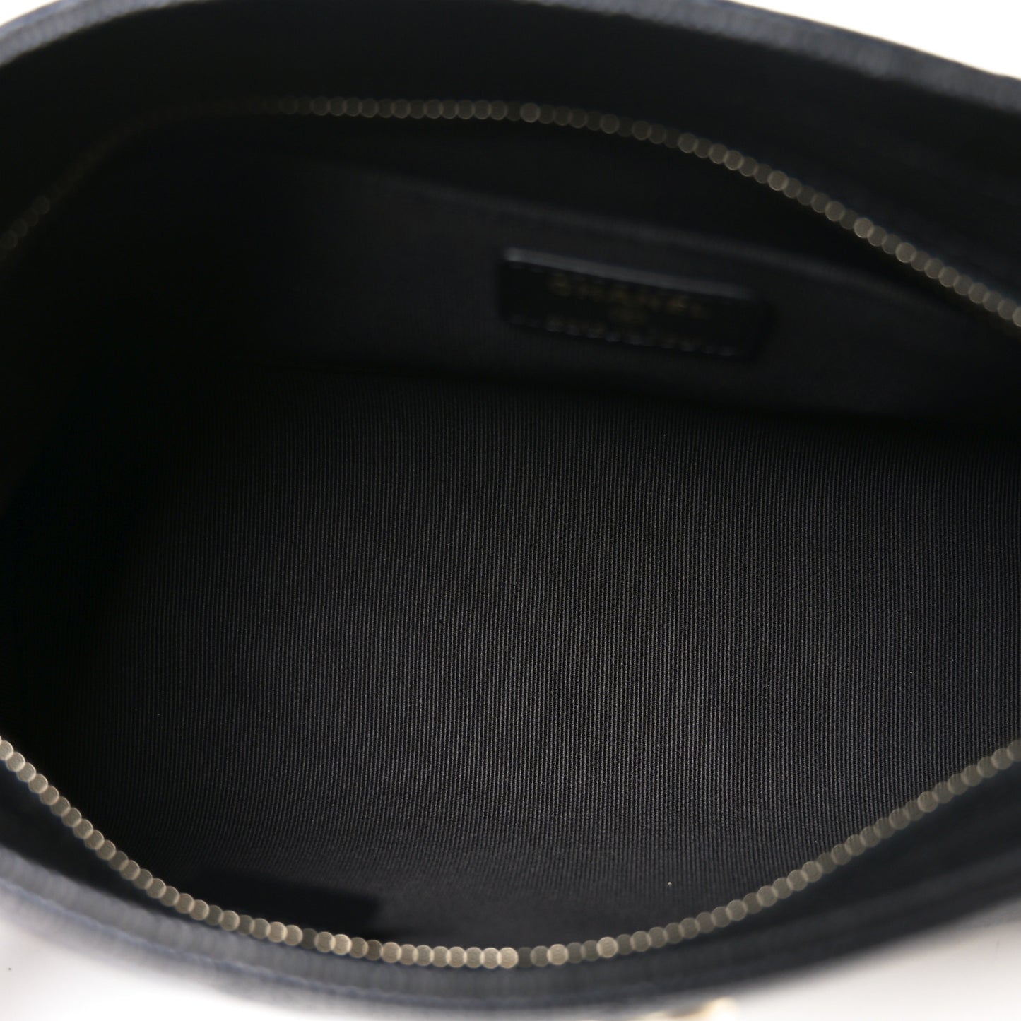 Shiny Caviar Quilted Chain Pouch Black