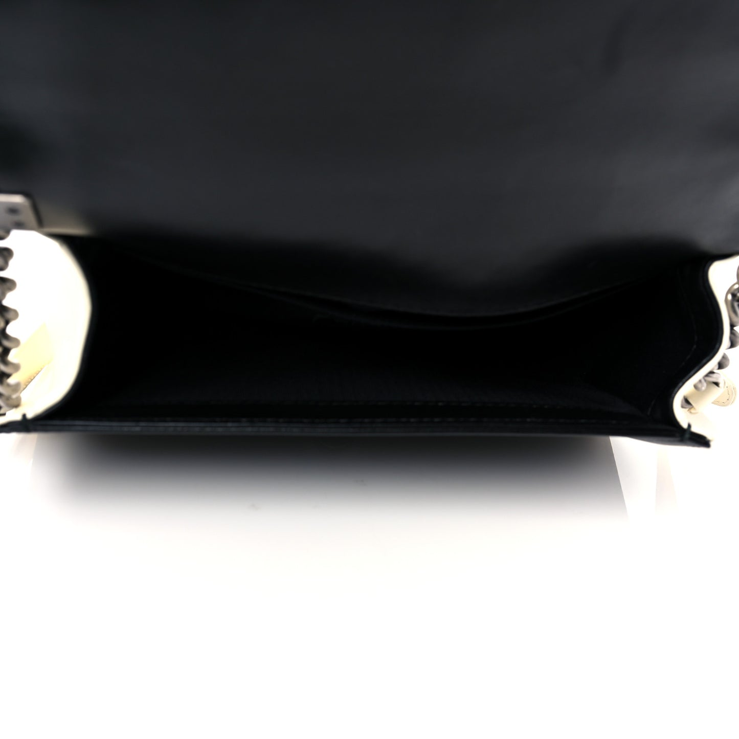 Lambskin Quilted Medium Boy Flap White Black