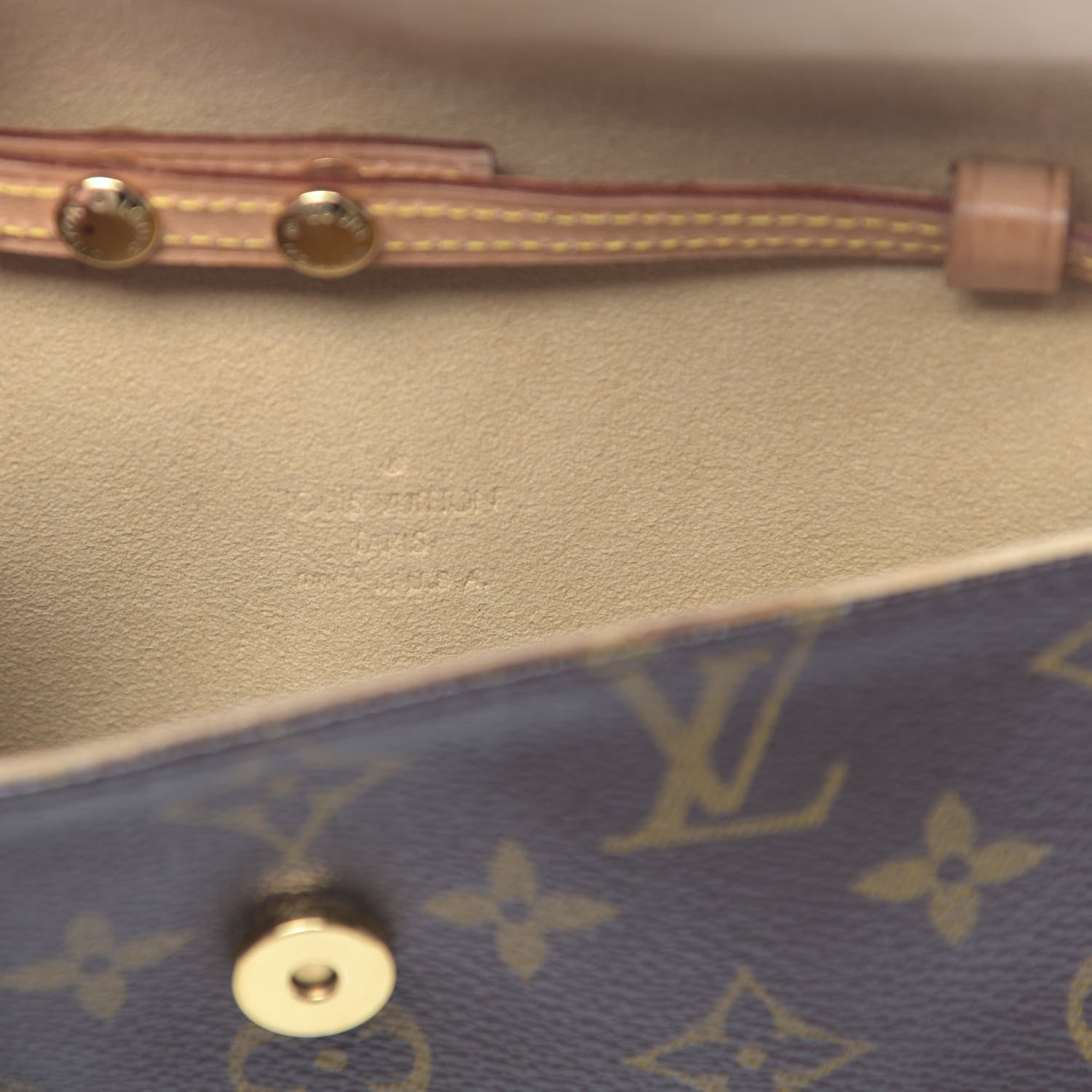 Louis Vuitton Monogram Pochette Twin PM 6 of 12