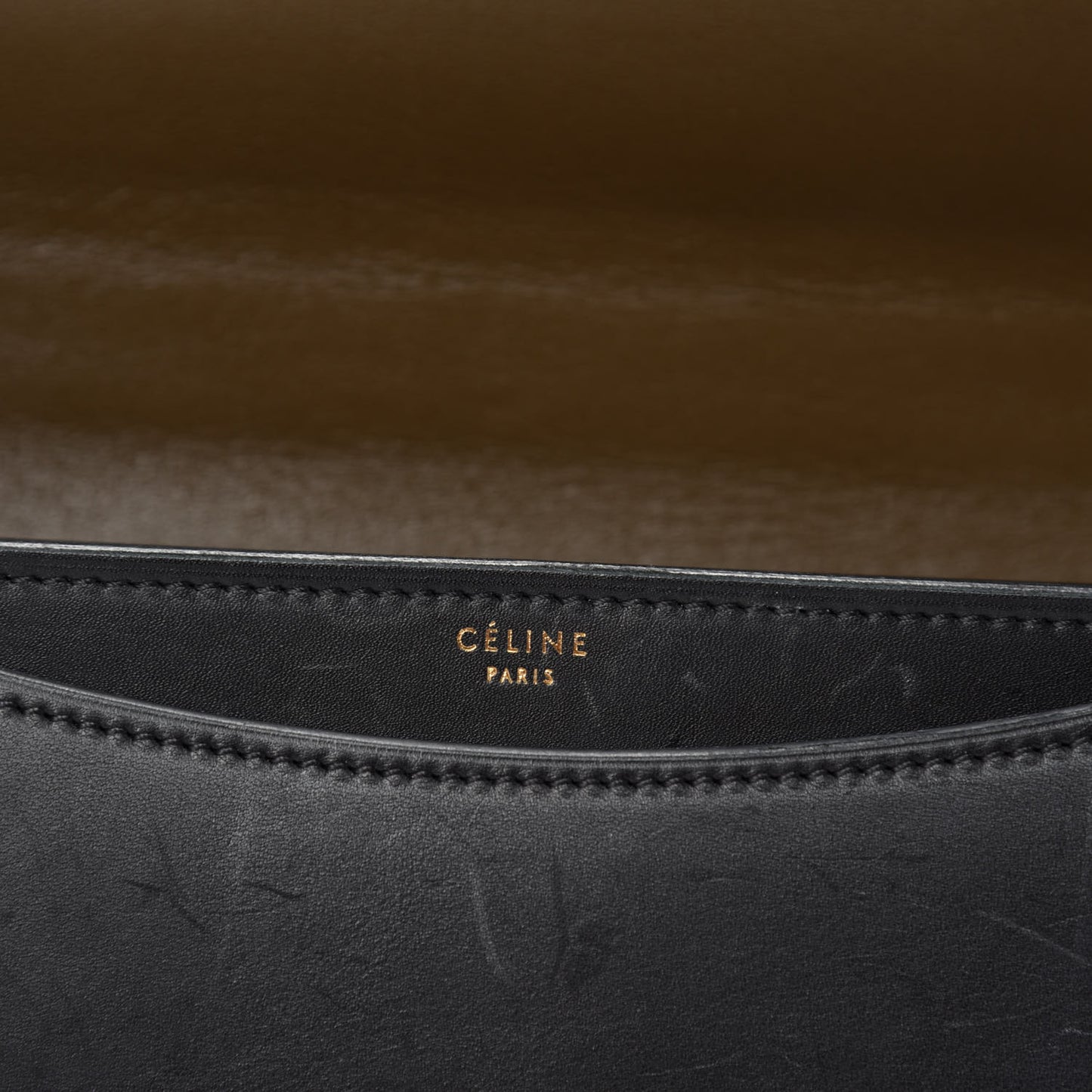 Calfskin Bi-Color Small Case Flap Black Camel