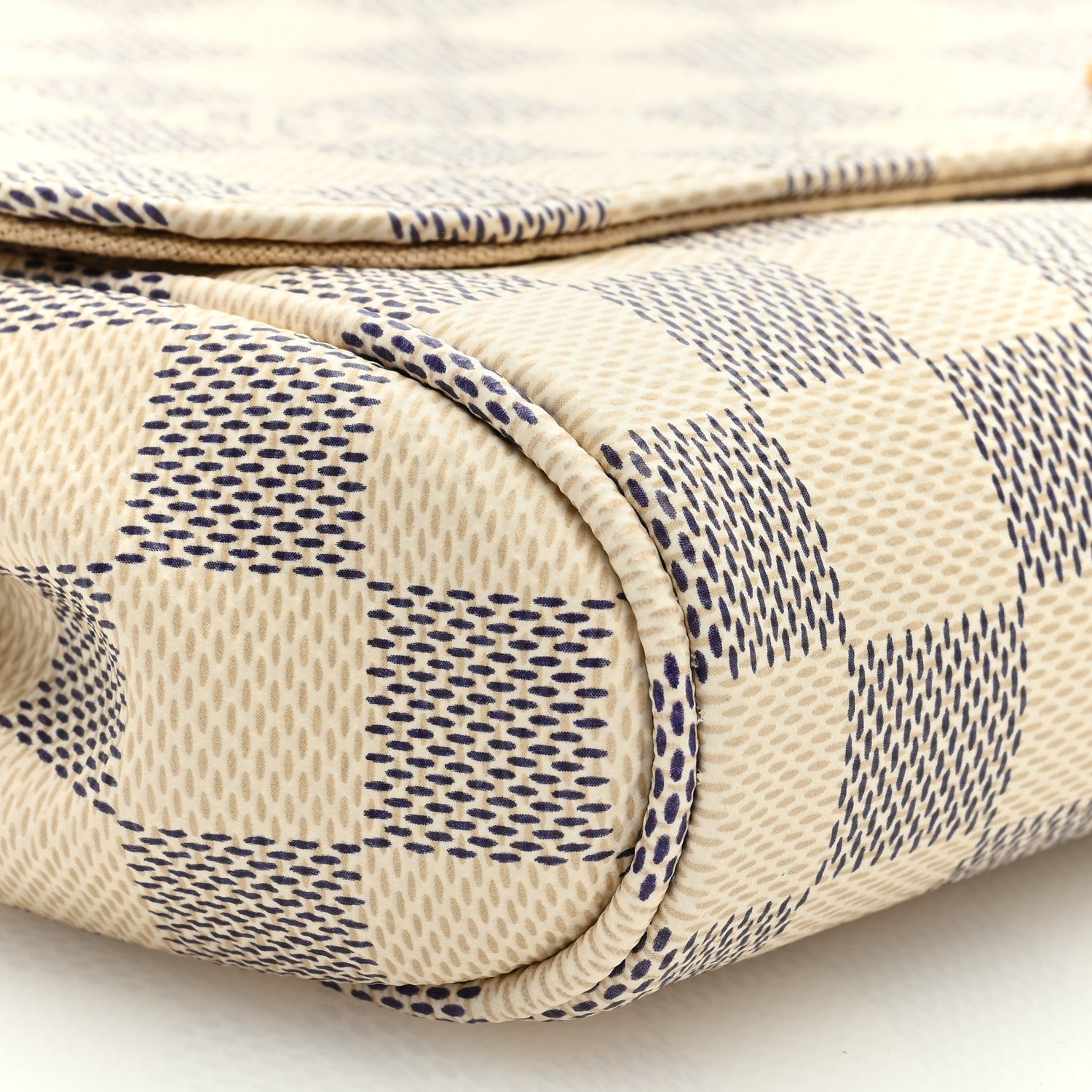 Louis Vuitton Damier Azur Favorite MM 8 of 9