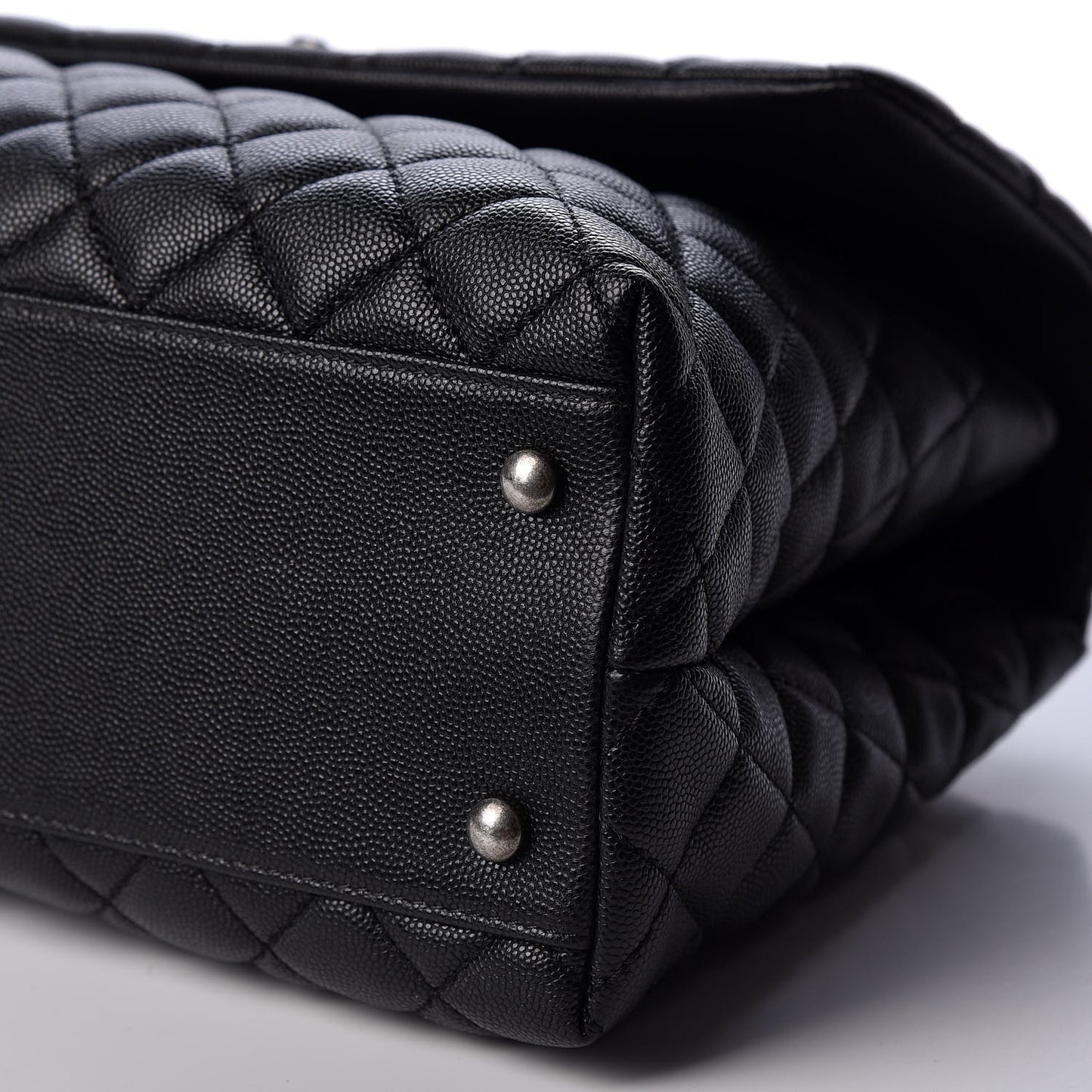 Caviar Quilted Medium Coco Handle Flap Black