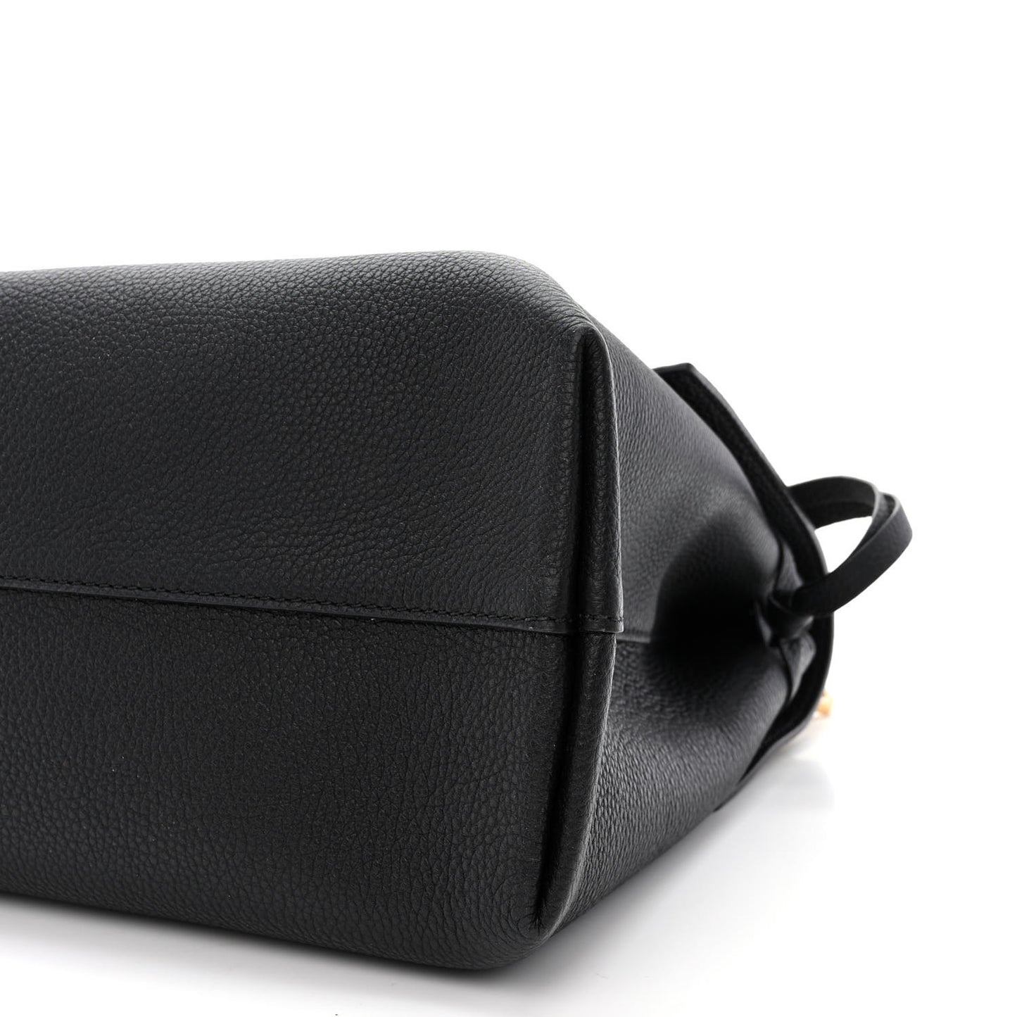 Pebbled Calfskin Medium VRing Chain Shoulder Bag Black