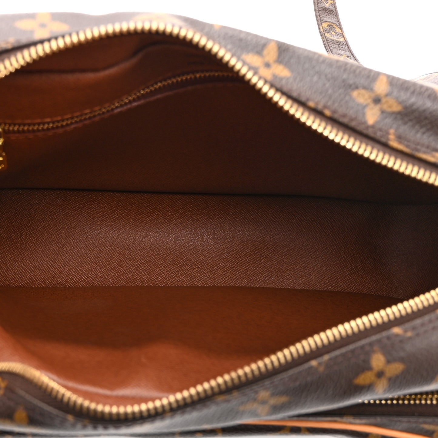 Monogram Nil 28
