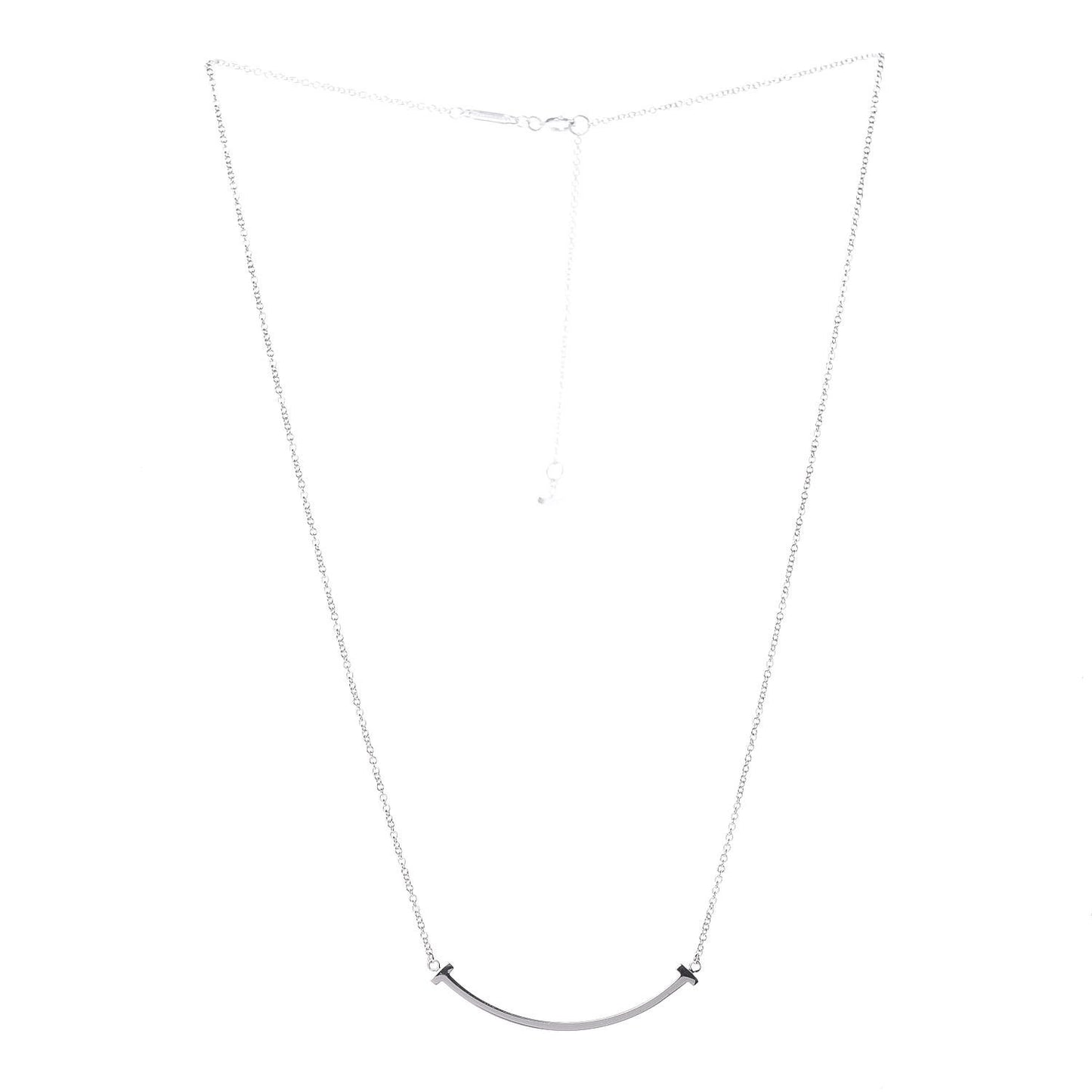 18K White Gold Small T Smile Pendant Necklace