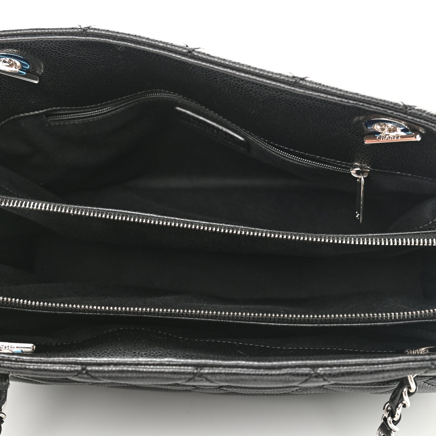 Caviar Quilted CC Timeless Soft Tote Black