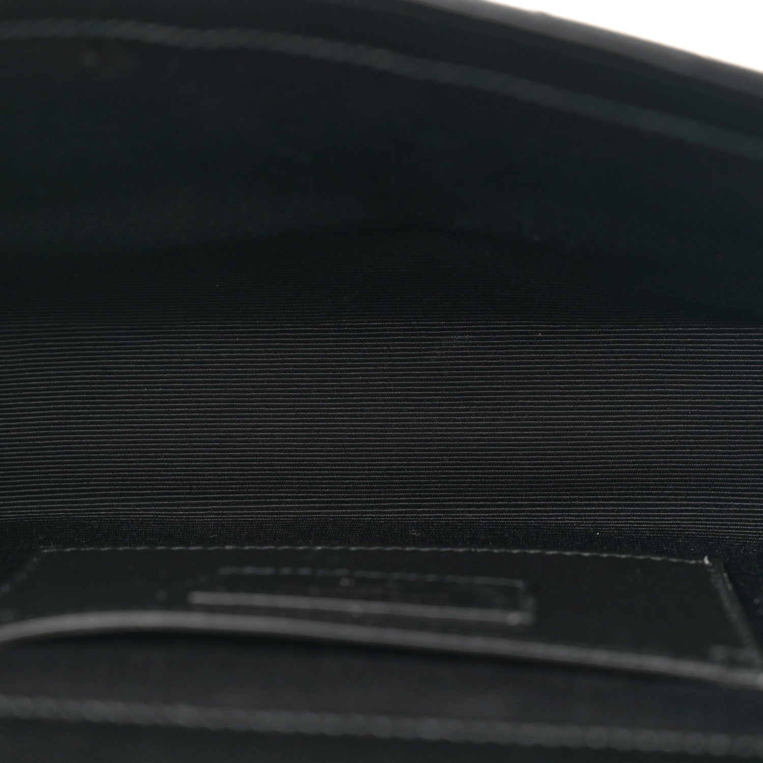 Saint Laurent Grain De Poudre Textured Mixed Matelasse Triquilt Small Monogram Monochrome Satchel Black 5 of 10