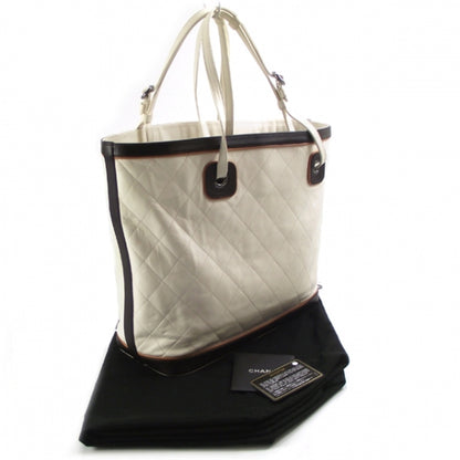 Chanel Quilted COUNTRY CLUB Tote White 3 of 11