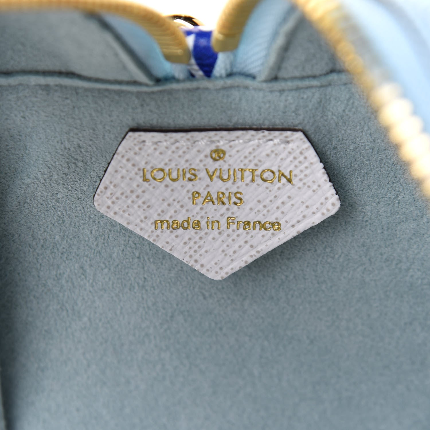 Louis Vuitton Monogram Giant Hamptons Beach Pouch Blue 7 of 12