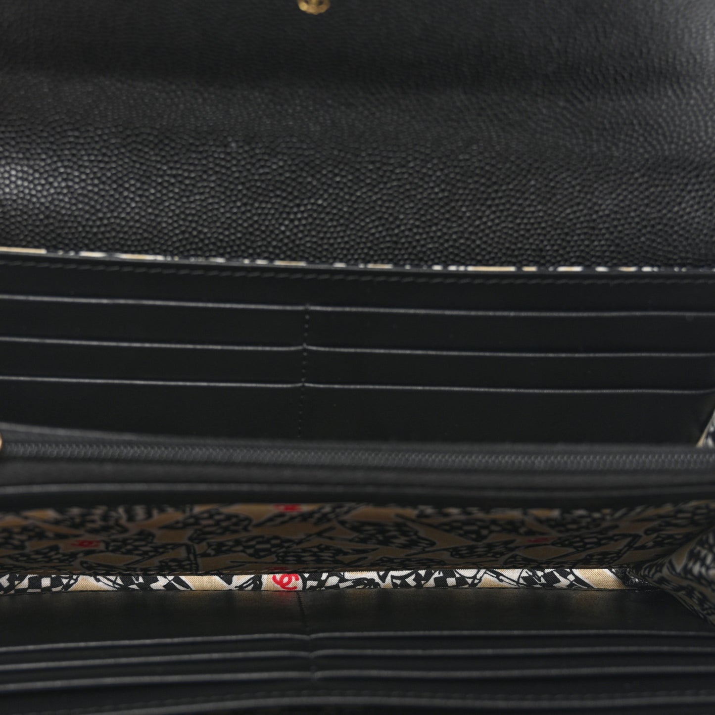 Caviar Quilted CC Large Gusset Flap Wallet Black