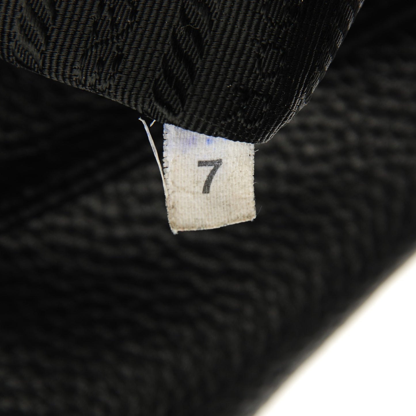 Vitello Daino Shoulder Bag Nero Black