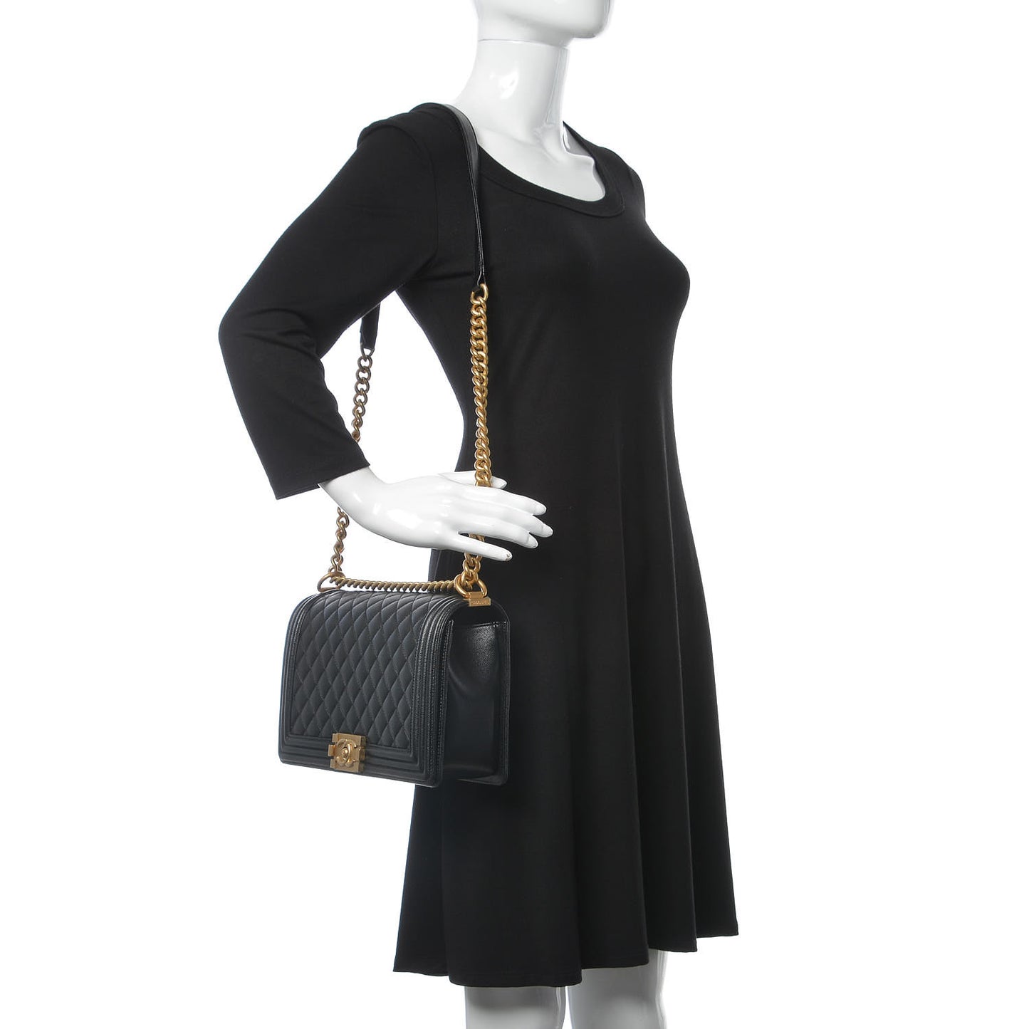 Caviar Quilted New Medium Boy Flap Black
