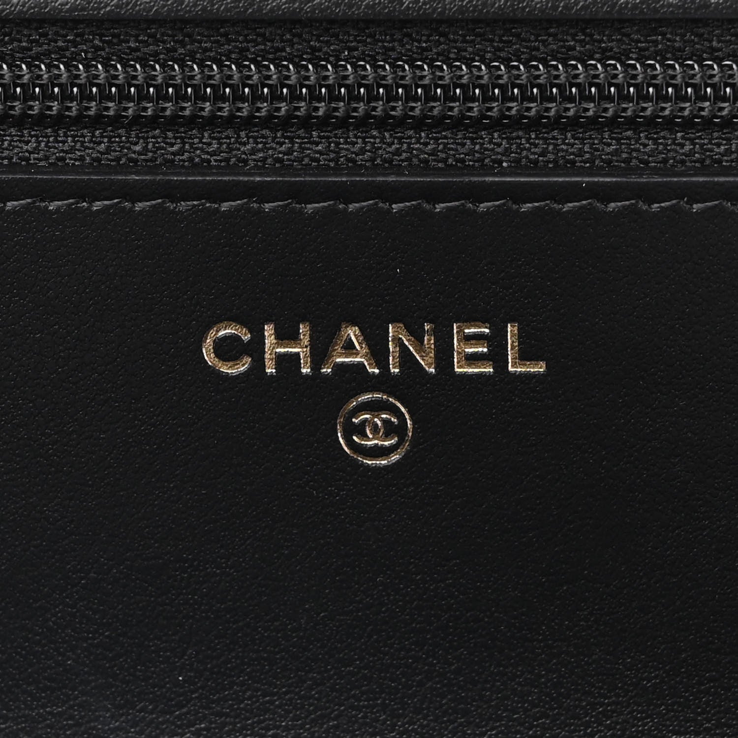 Chanel Tweed Quilted Chanel 19 Wallet On Chain WOC Black White 6 of 12
