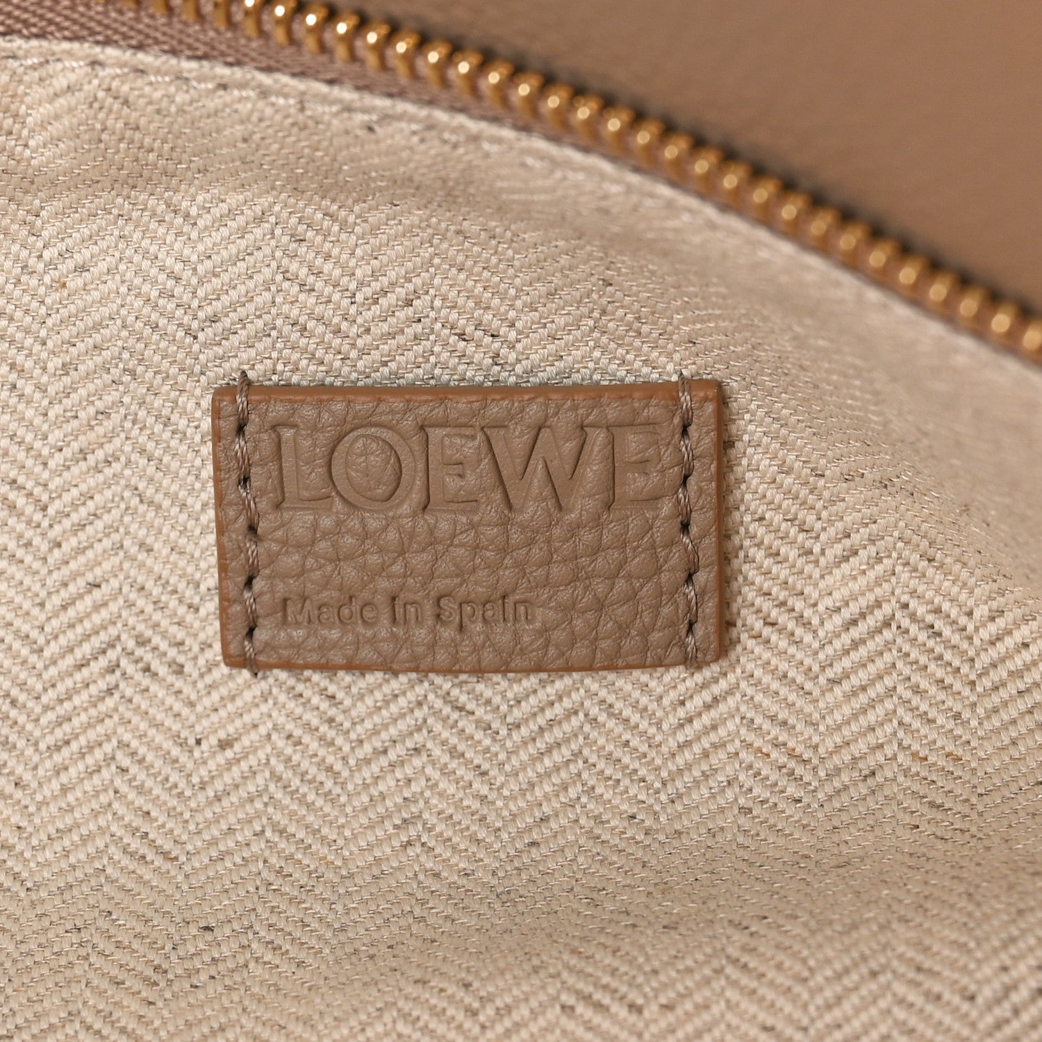 Loewe Soft Grained Calfskin Medium Puzzle Edge Bag Sand 6 of 9