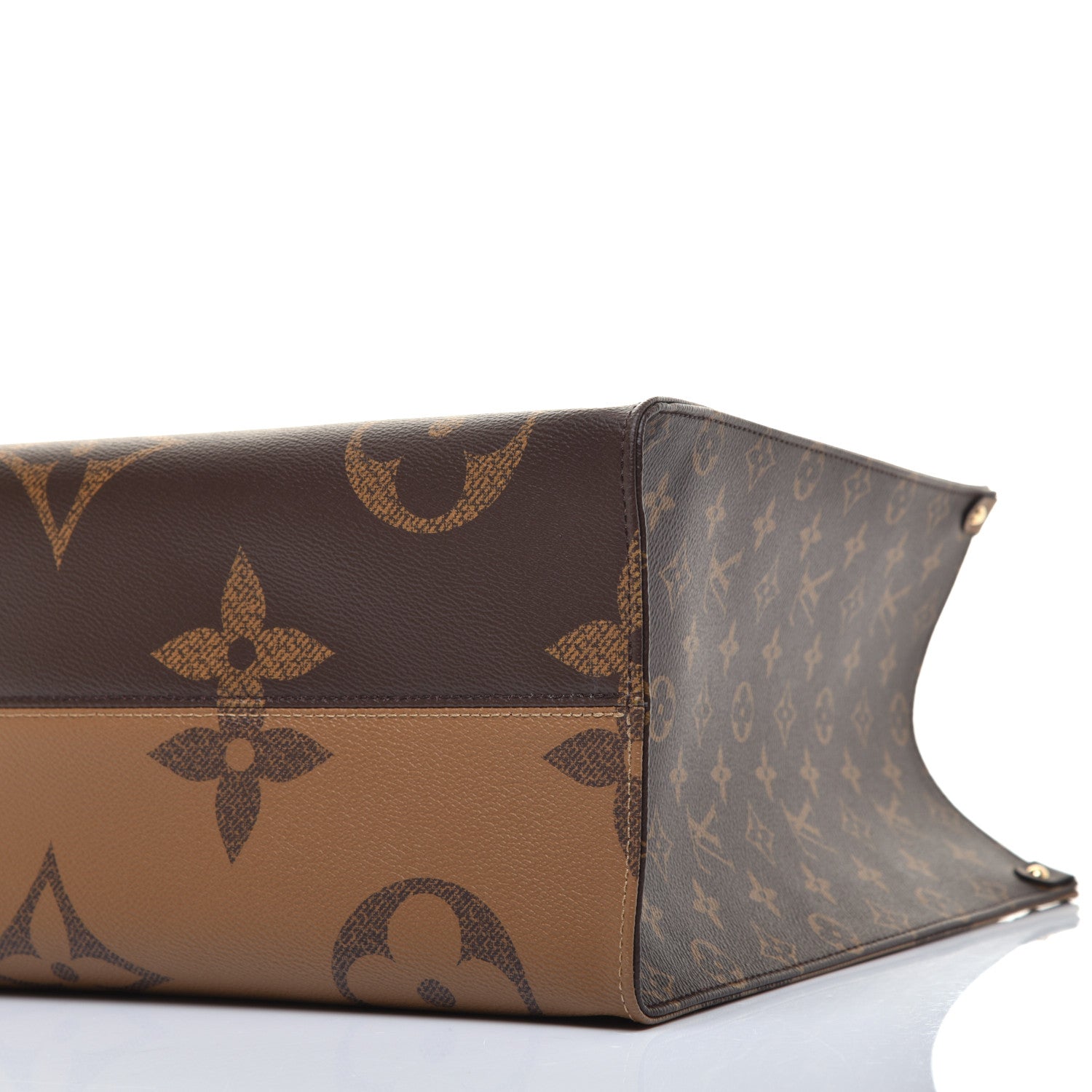 Louis Vuitton Reverse Monogram Giant Onthego GM 9 of 9