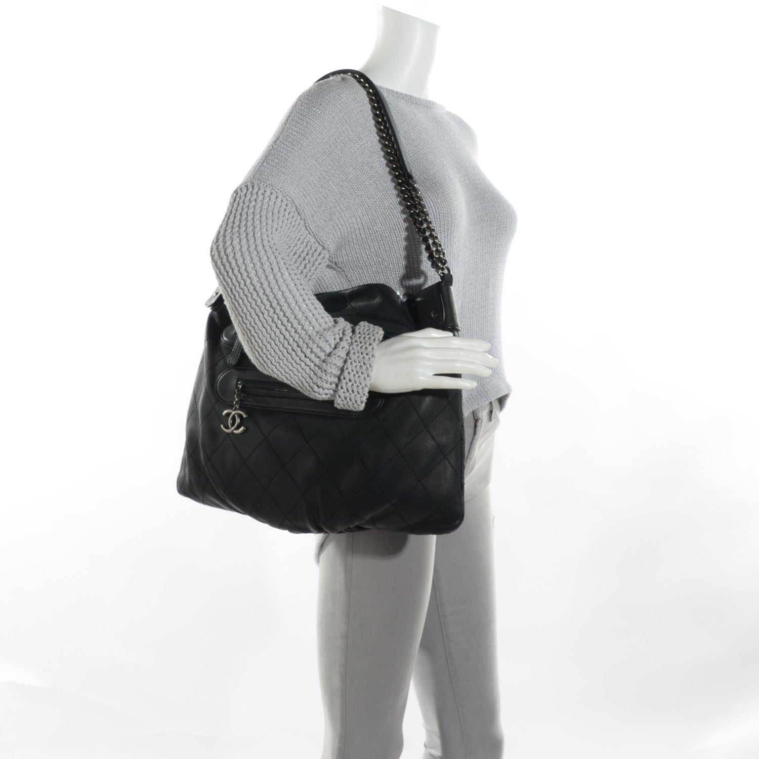 Chanel Calfskin Stitched Double Zip Hobo Black 2 of 7