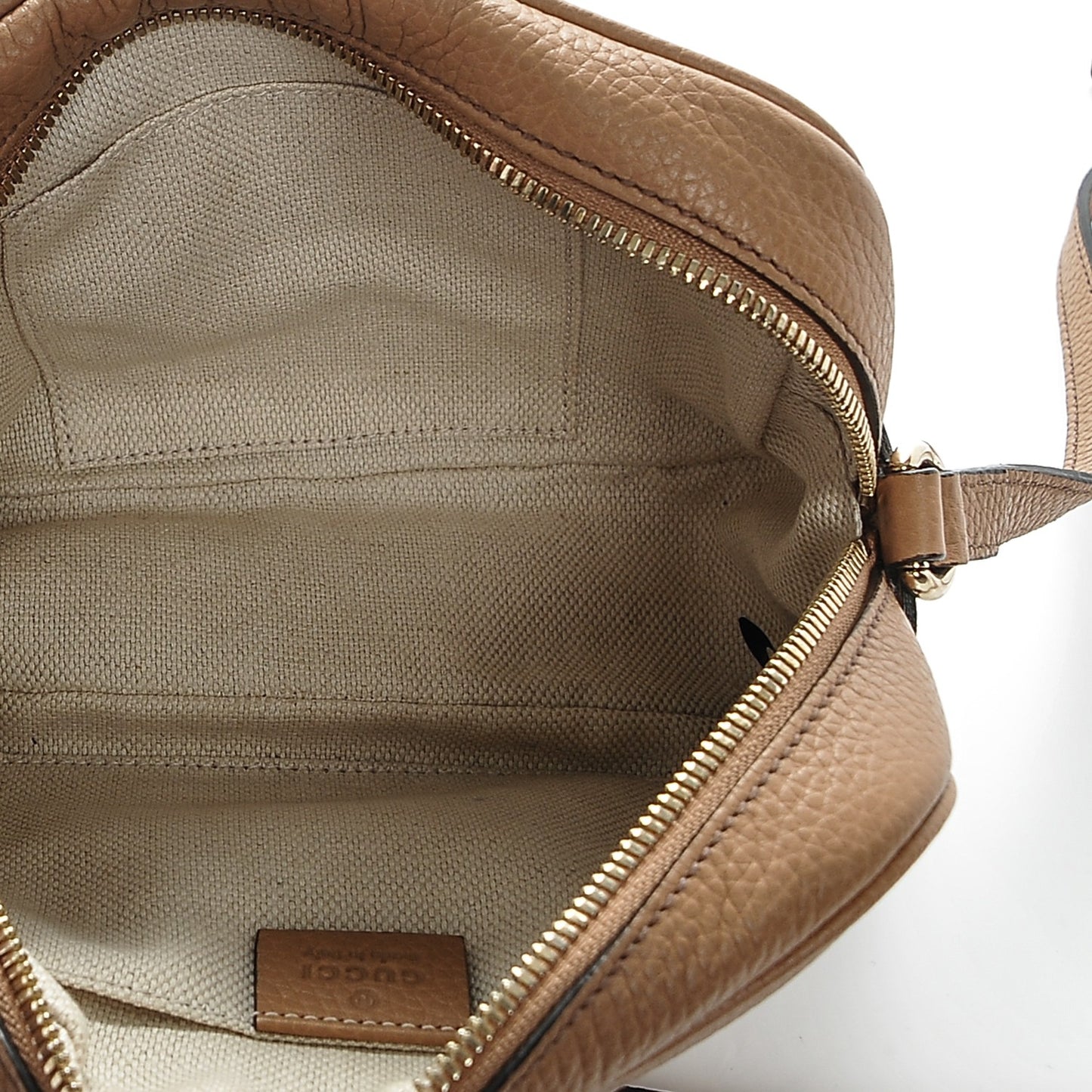 Pebbled Calfskin Small Soho Disco Bag Camelia