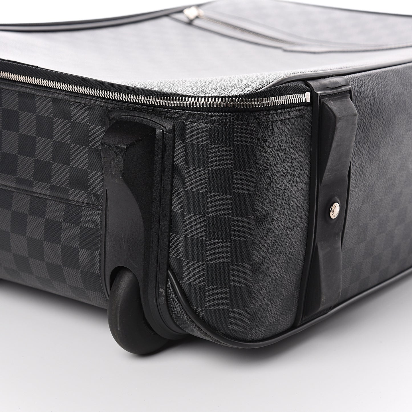 Damier Graphite Pegase Light 55
