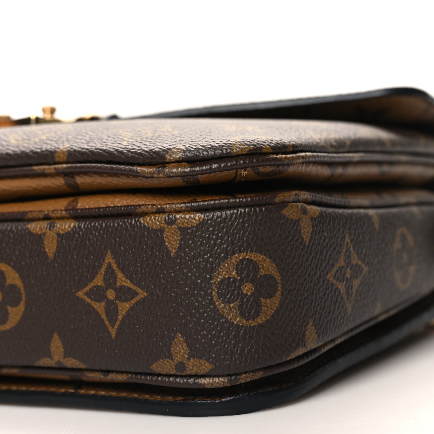Reverse Monogram Pochette Metis