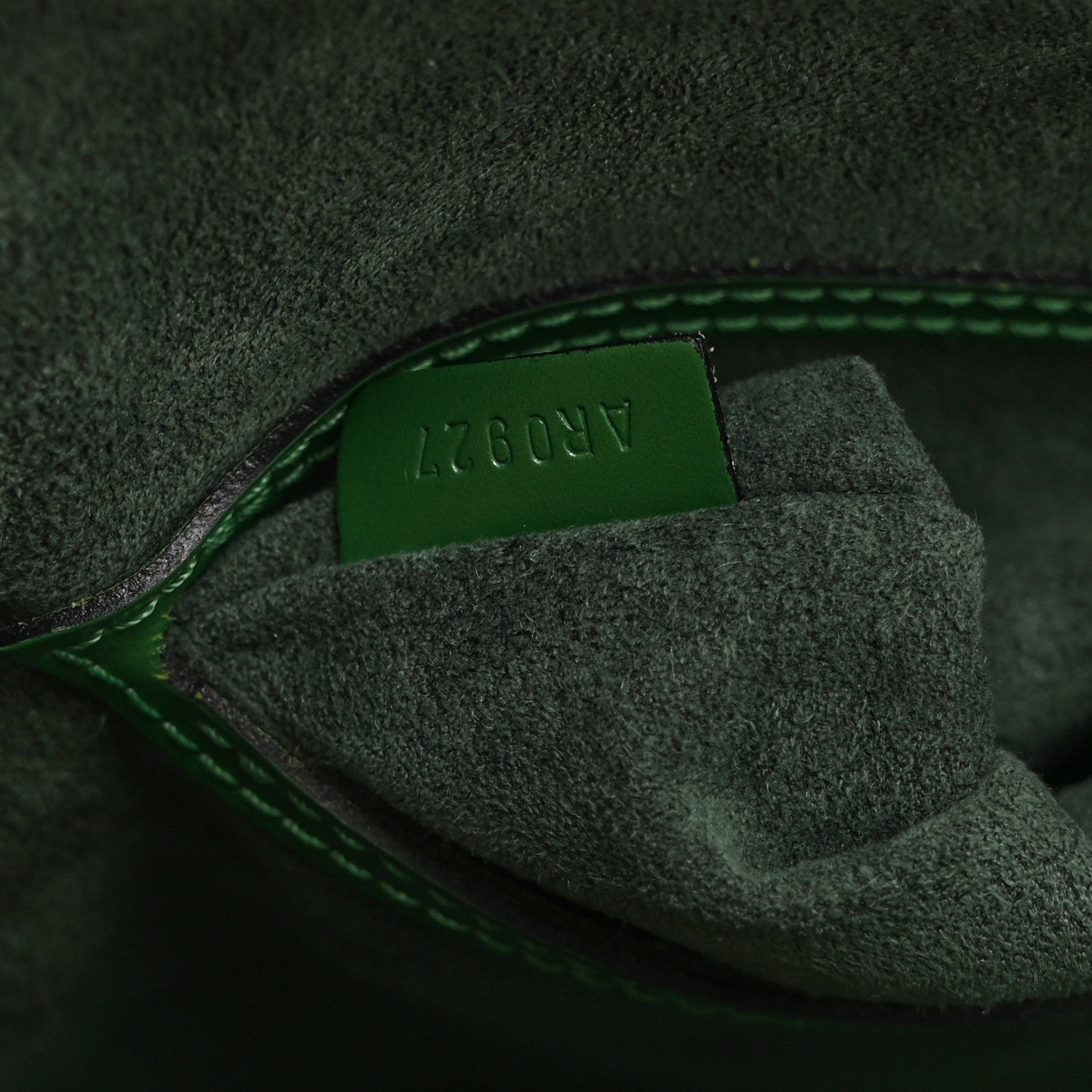 Louis Vuitton Epi Alma PM Borneo 7 of 10