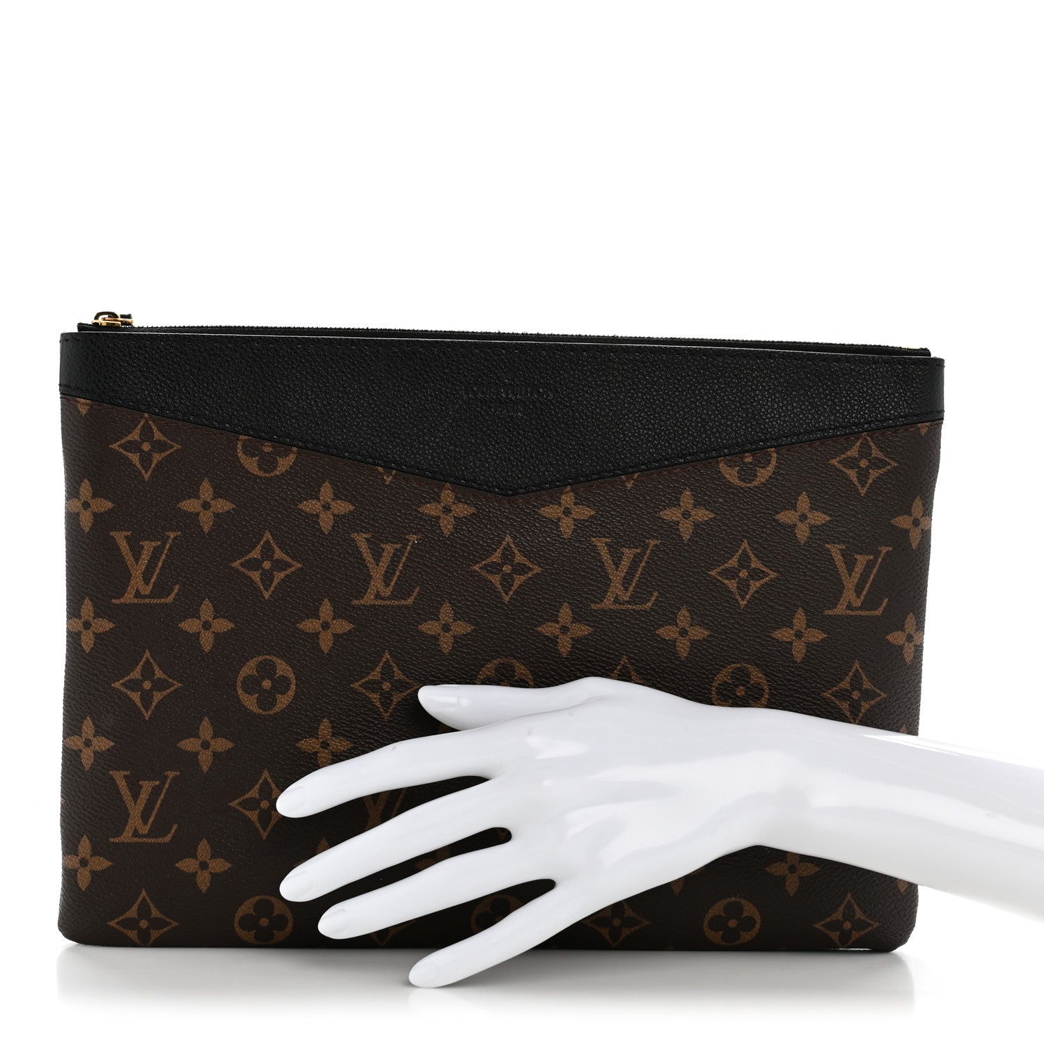 Louis Vuitton Monogram Daily Pouch Black 2 of 7