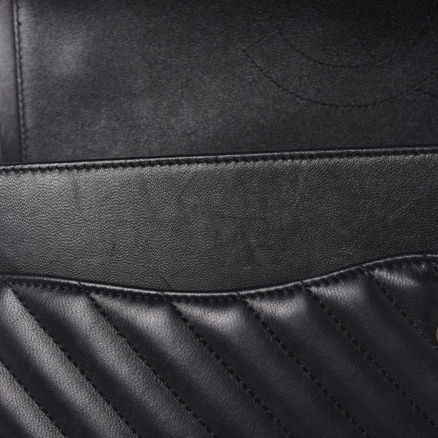 Lambskin Chevron Quilted Jumbo Double Flap Black