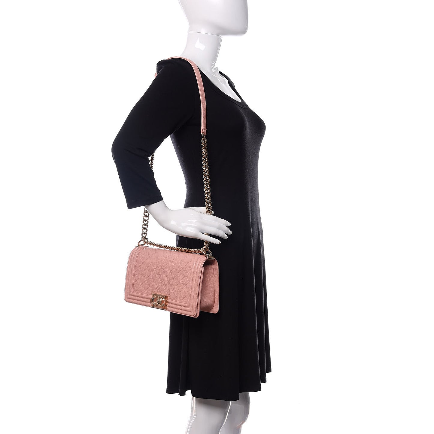 Caviar Quilted Medium Boy Flap Light Pink