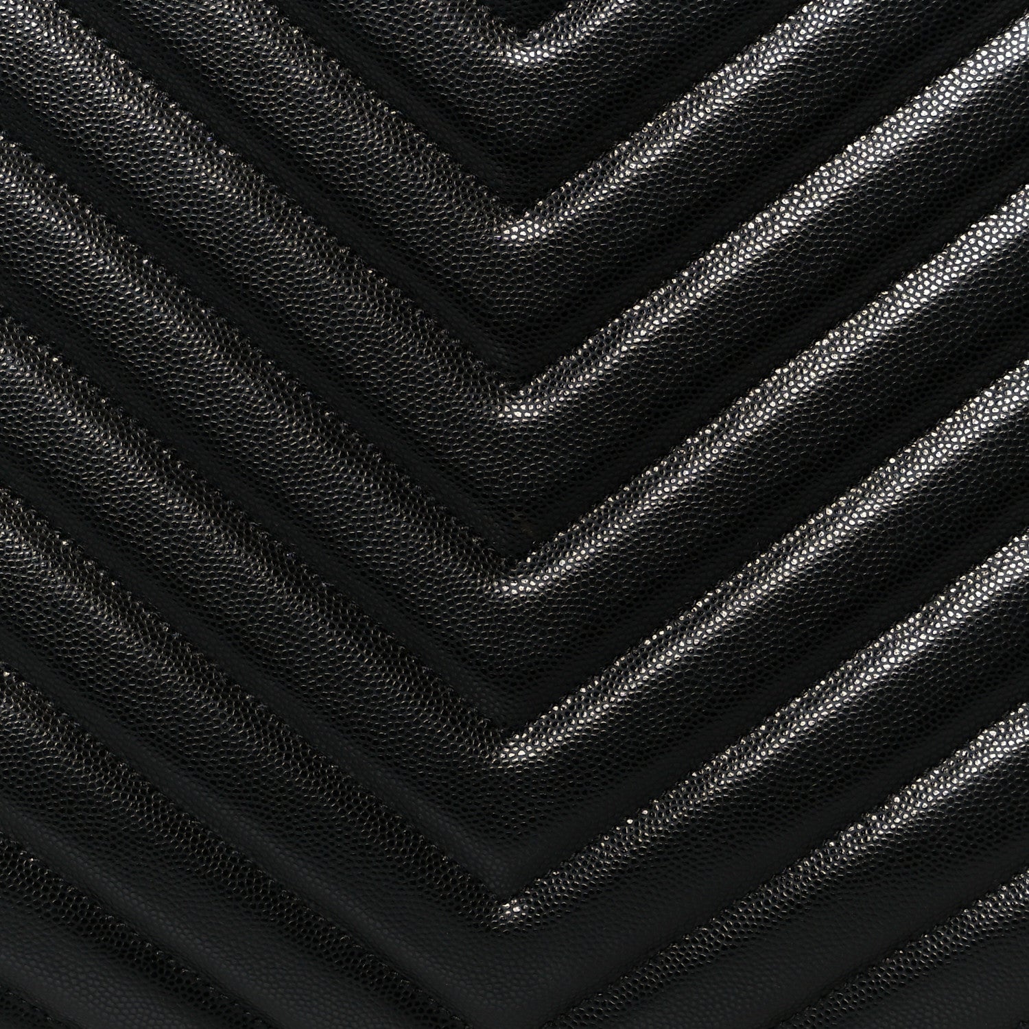 Saint Laurent Grain de Poudre Matelasse Chevron Medium Tribeca Shopping Bag Black 10 of 12