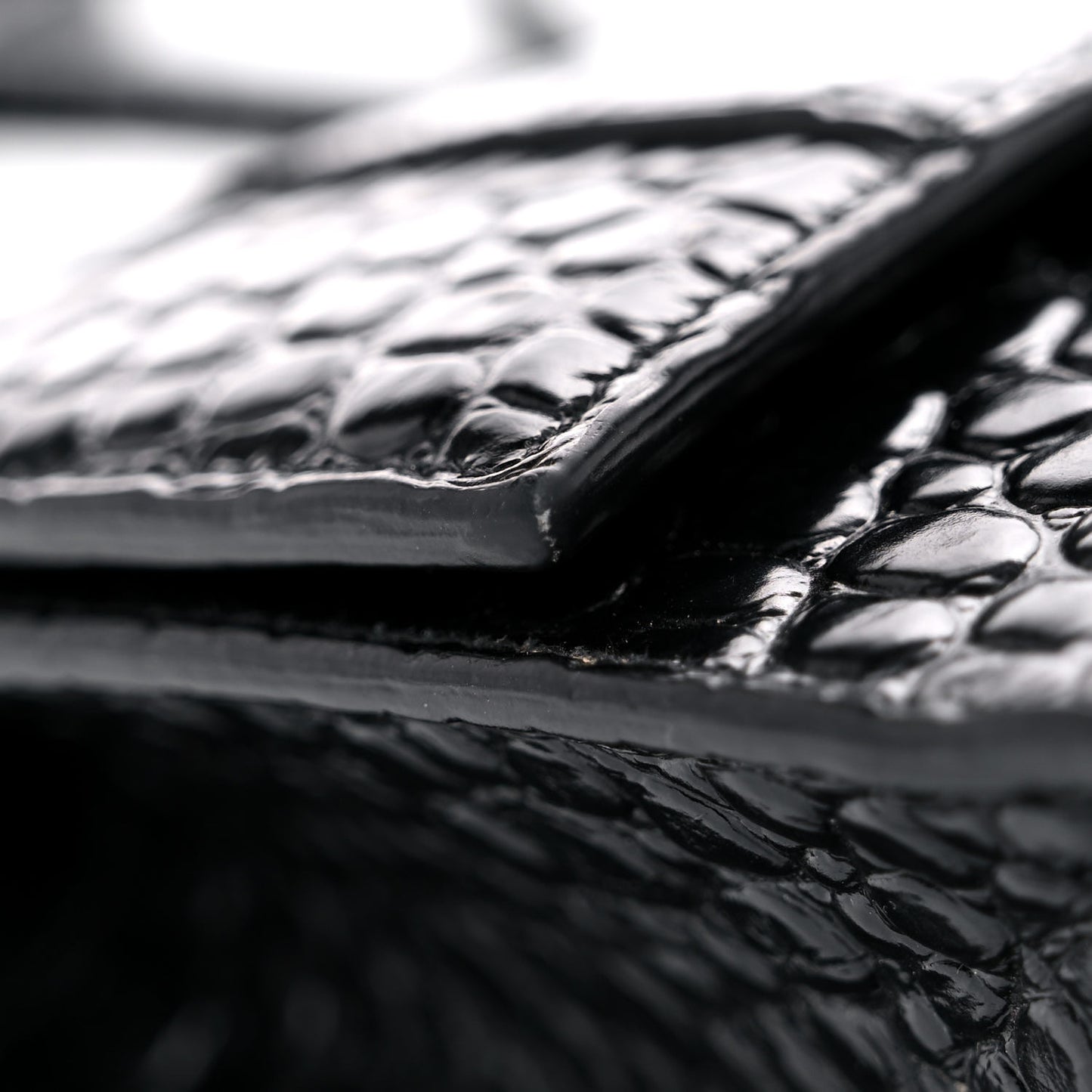 Shiny Calfskin Monochrome Crocodile Embossed Small Hourglass Top Handle Bag Black