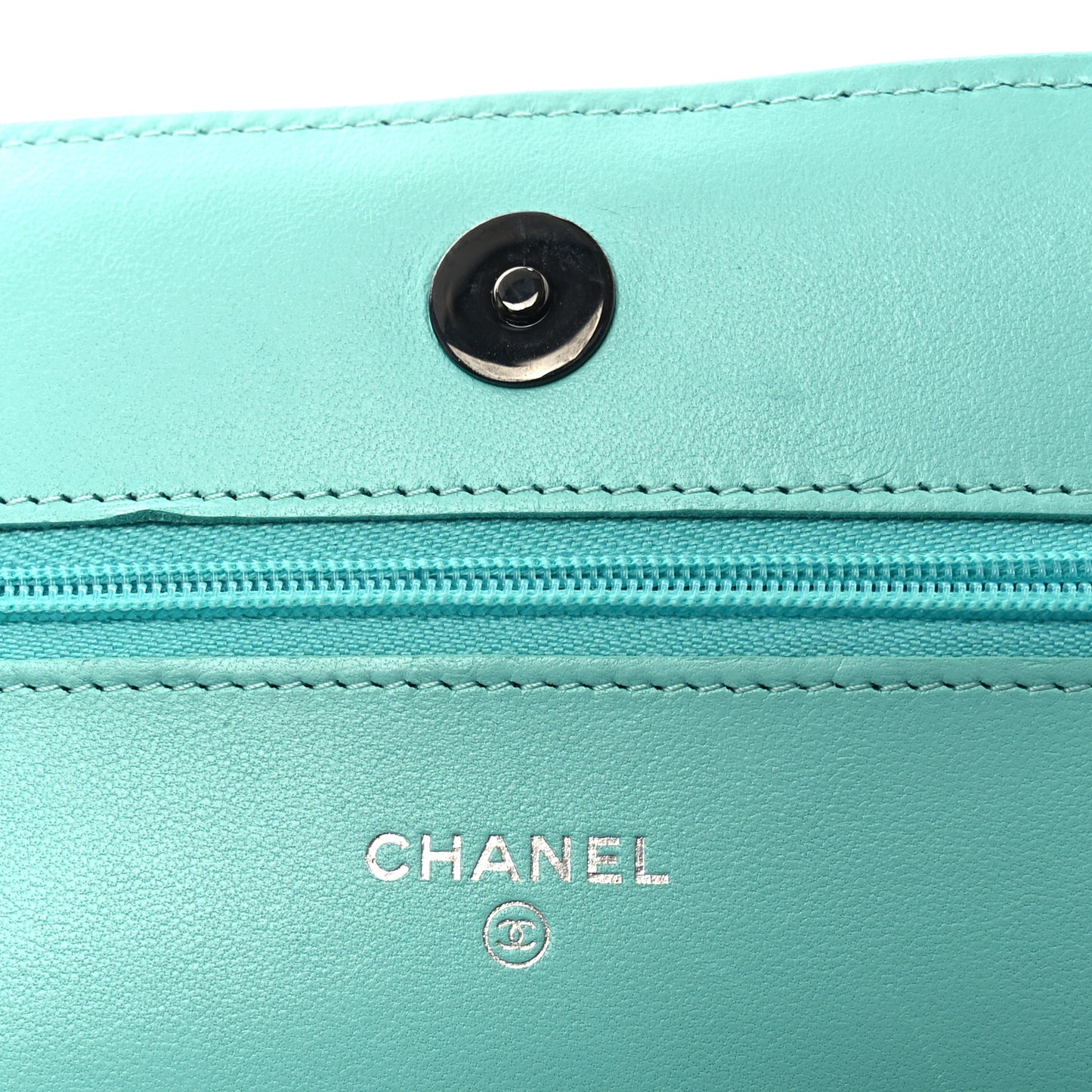Lambskin Quilted Wallet On Chain WOC Turquoise